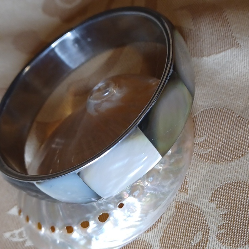 Abalone Bangle - image 4